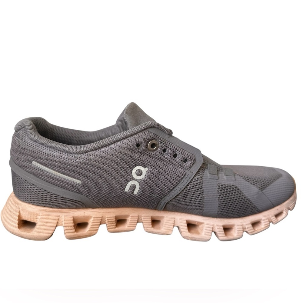 ON RUNNING CLOUD 5 Women’s Shoes - Picture 11 of 15